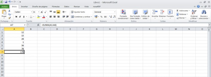 Formula de Excel de suma simple.