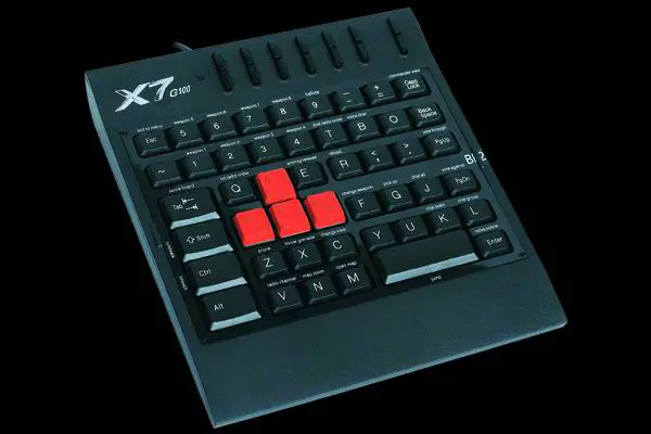 A4Tech X7-G100 B000MRNW6U. Gran teclado suplementario para juegos.