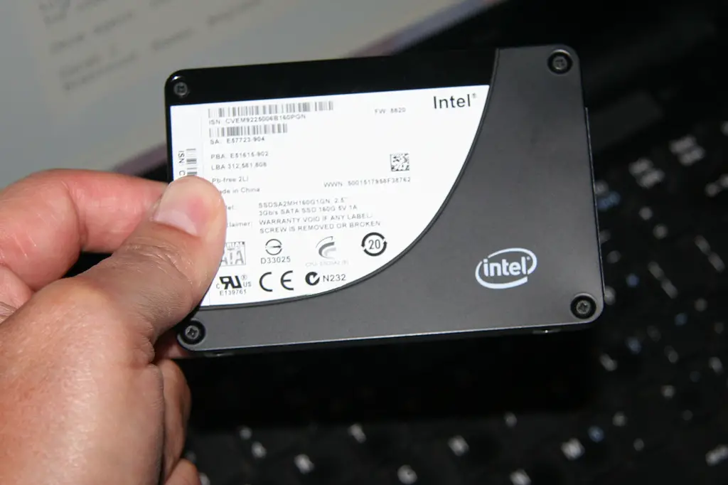 Un disco SSD puede elevar el rendimiento de tu disco duro tradicional.